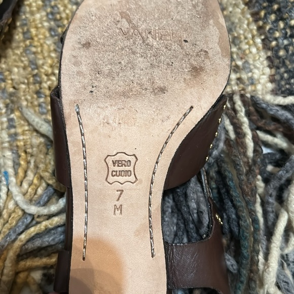 VANELi heels - Picture 3 of 5